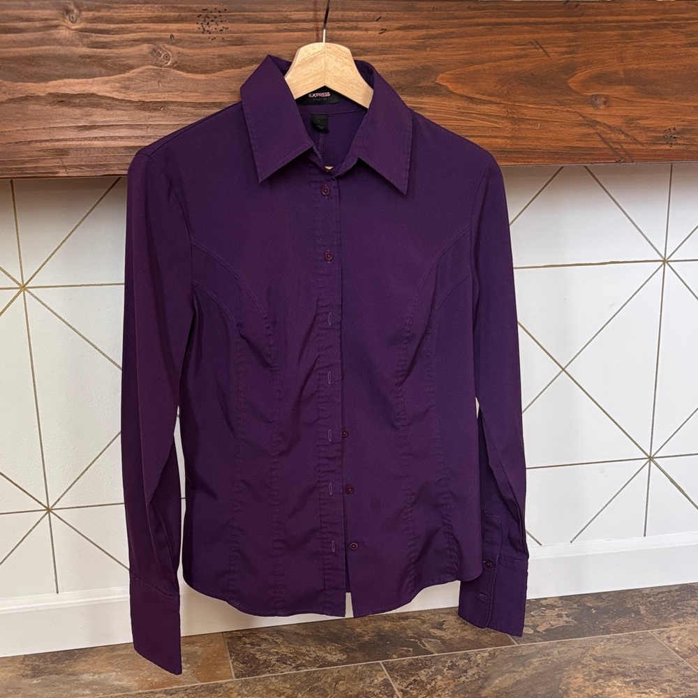 Express Women's Deep Purple Long-Sleeve Stretch Button-Up Shirt